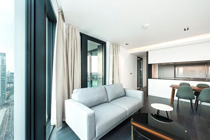 1 Bedroom Apartment To Rent In Marsh Wall, Amory Tower, London, E14