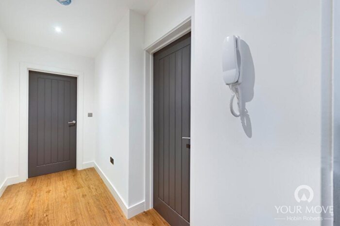 1 Bedroom Flat To Rent In Market Square, Northampton, NN1