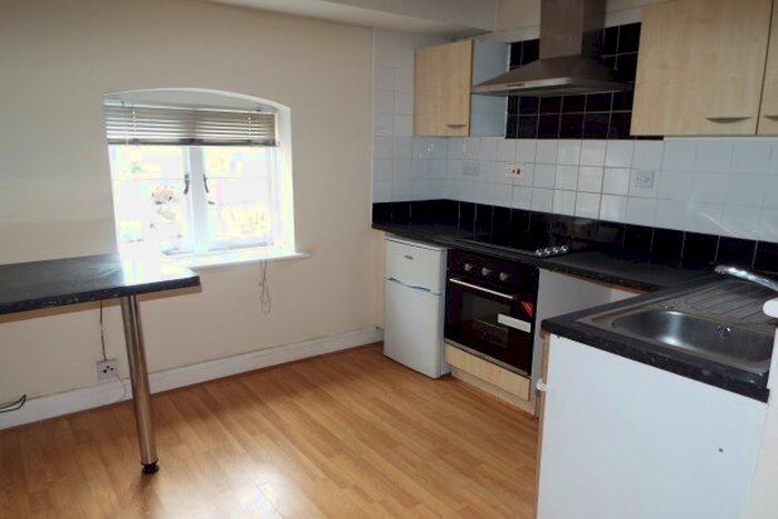 1 Bedroom Flat To Rent In Clifton Road, Gravesend, DA11