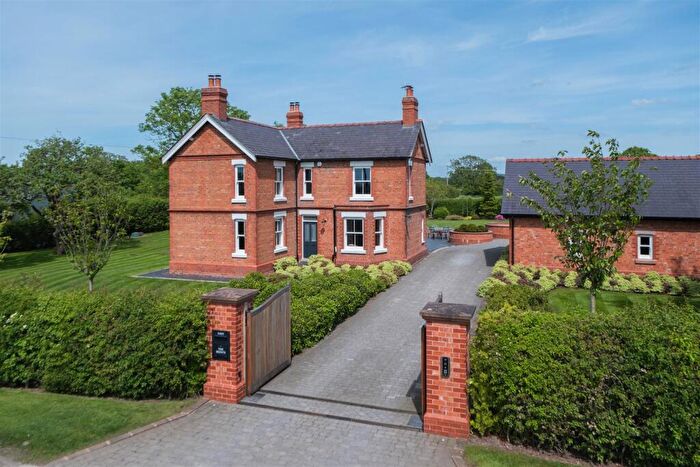 3 Bedroom Detached House For Sale In Church Lane, Huxley, CH3