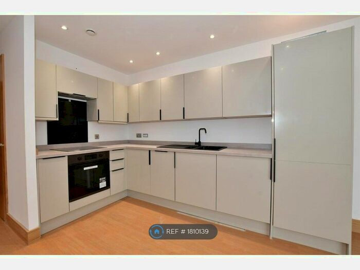 1 Bedroom Flat To Rent In Estuary View Apartments, Northfleet, DA11