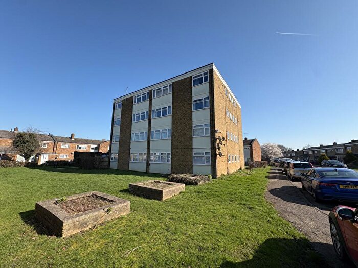 Studio To Rent In Longfield, Harlow, CM18