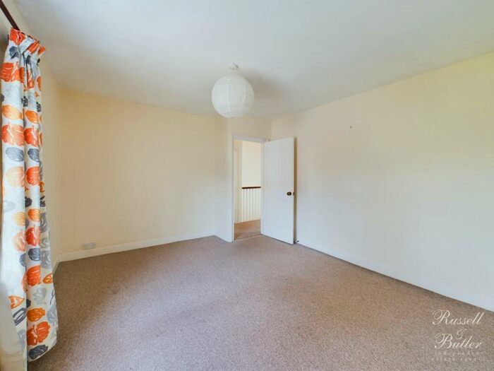 1 Bedroom Flat To Rent In West Street, Buckingham, MK18