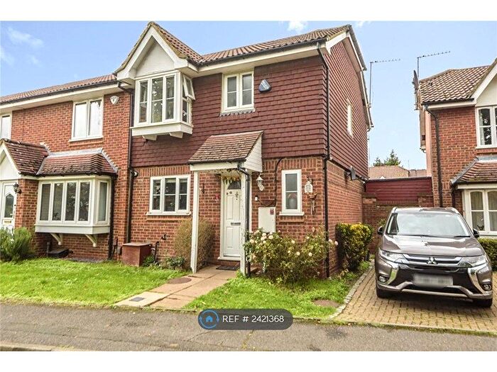 3 Bedroom End Of Terrace House To Rent In Courtens Mews, Stanmore, HA7