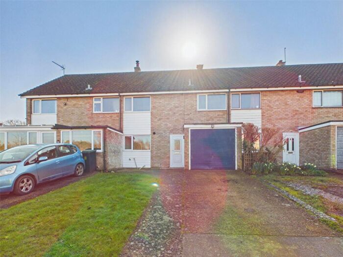 3 Bedroom Semi Detached House For Sale In Watering Close, Lower Somersham, Ipswich, Suffolk, Uk, IP8