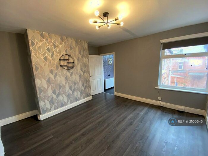 3 Bedroom Flat To Rent In The Avenue, Felling, Gateshead, NE10