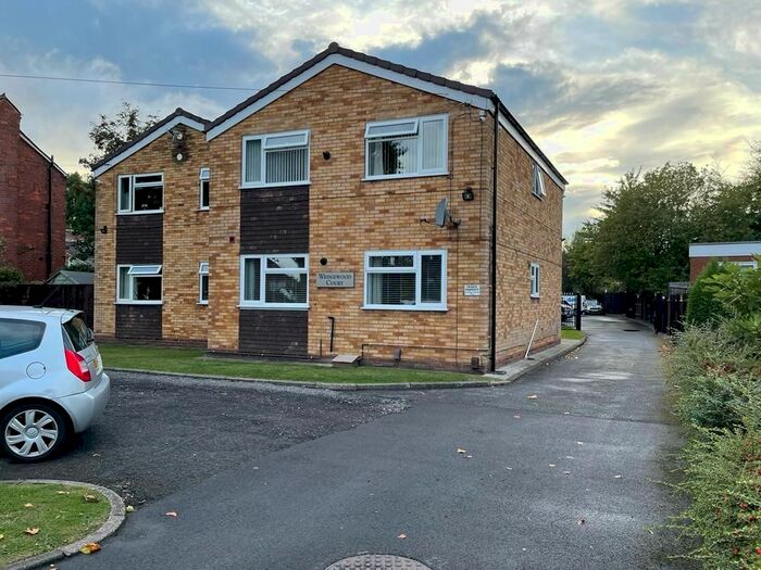 2 Bedroom Flat To Rent In Green Lane, Shelfield, WS4