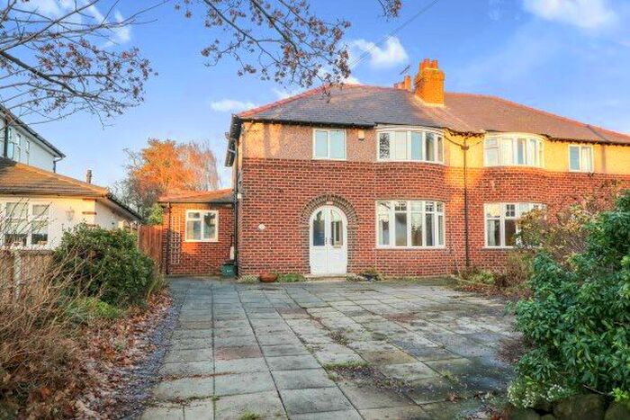 4 Bedroom Semi-Detached House To Rent In Great Boughton, Chester, CH3