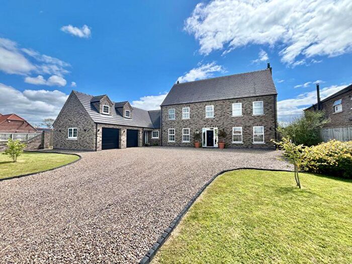 6 Bedroom Detached House For Sale In Strawberry View, Wainfleet Road, Burgh Le Marsh, PE24