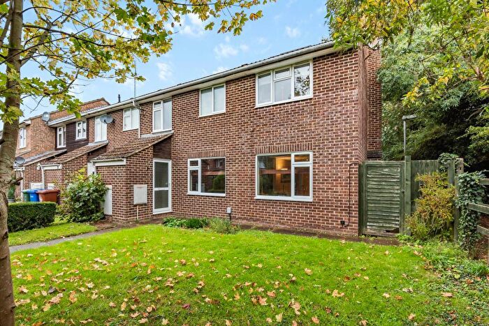 3 Bedroom Detached House For Sale In Rutters Close, Kidlington, OX5