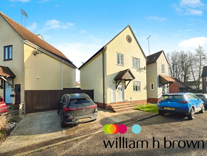 3 Bedroom Semi-Detached House To Rent In Saxon Bank, Braintree, CM7