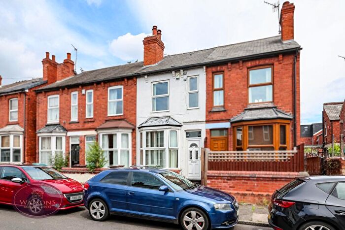 2 Bedroom End Of Terrace House For Sale In Burford Road, Nottingham, NG7