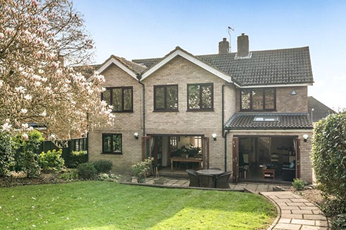 4 Bedroom Detached House For Sale In Goddington Road, Bourne End, Buckinghamshire, SL8