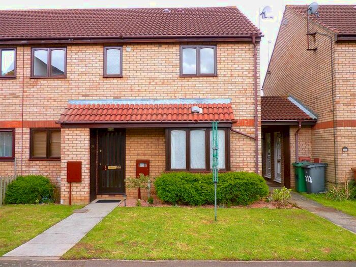 2 Bedroom Terraced House To Rent In Senwick Drive, Wellingborough, NN8