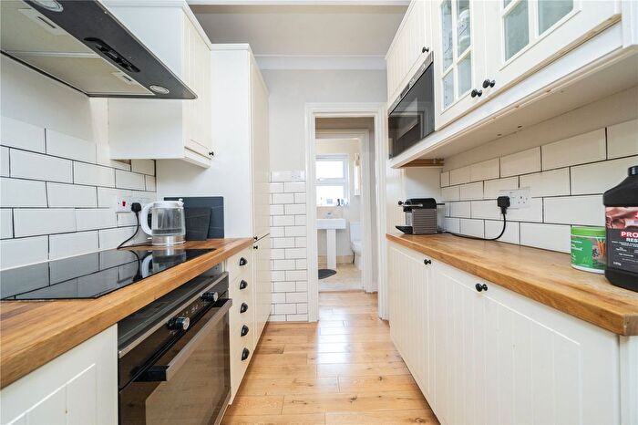 1 Bedroom Flat To Rent In Netherwood Road, London, W14