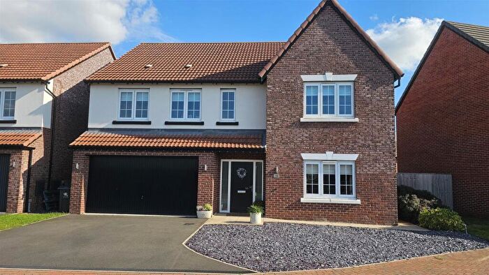 5 Bedroom Detached House For Sale In Buckthorn Drive, Aslockton, NG13