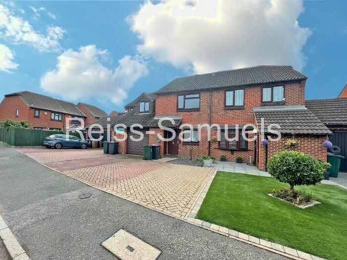 2 Bedroom Terraced House To Rent In Hasted Close, Greenhithe, DA9