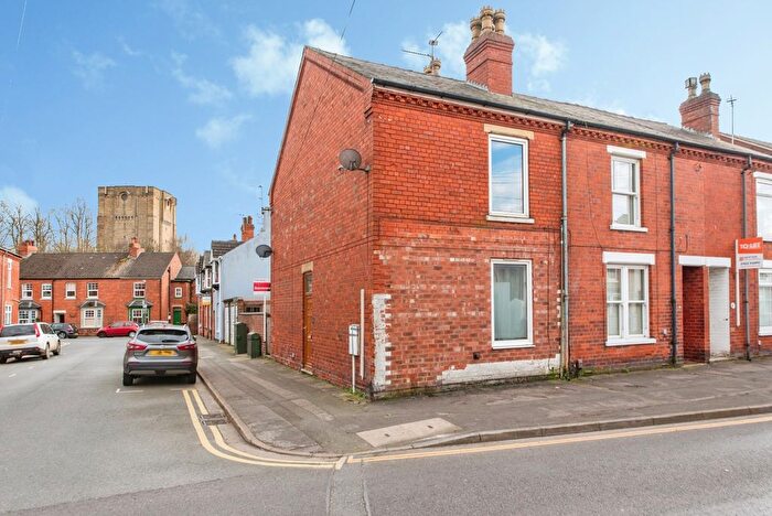 2 Bedroom Flat For Sale In Rasen Lane, Lincoln, Lincolnshire, LN1