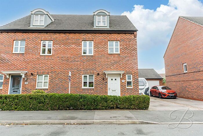 4 Bedroom Semi-Detached House To Rent In Waterfield Avenue, Warsop, Mansfield, NG20