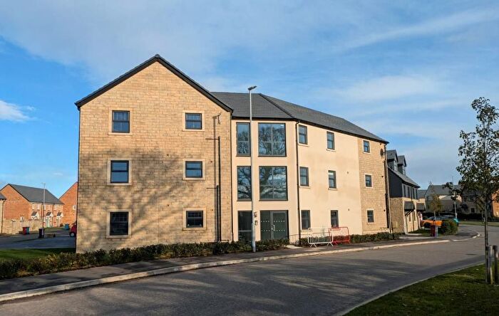 2 Bedroom Flat To Rent In Higher Peak Crescent, Clitheroe, BB7