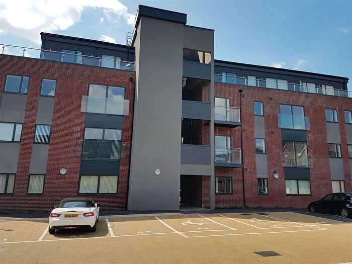 2 Bedroom Flat To Rent In Anvil Place, Manchester, M15