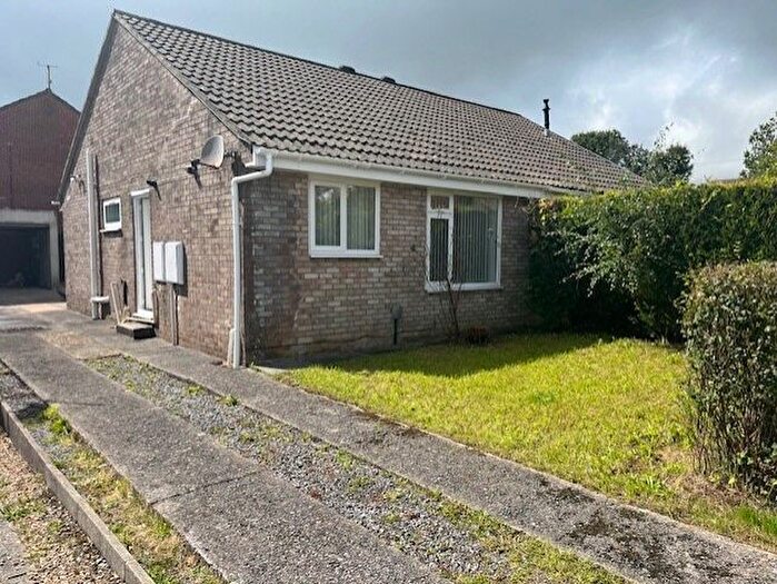 2 Bedroom Semi-Detached Bungalow To Rent In Heol Y Drudwen, Cwmrhydyceirw, Morriston, SA6
