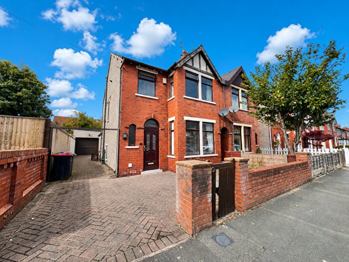 3 Bedroom Semi-detached House For Sale In Agnew Road, Fleetwood, FY7