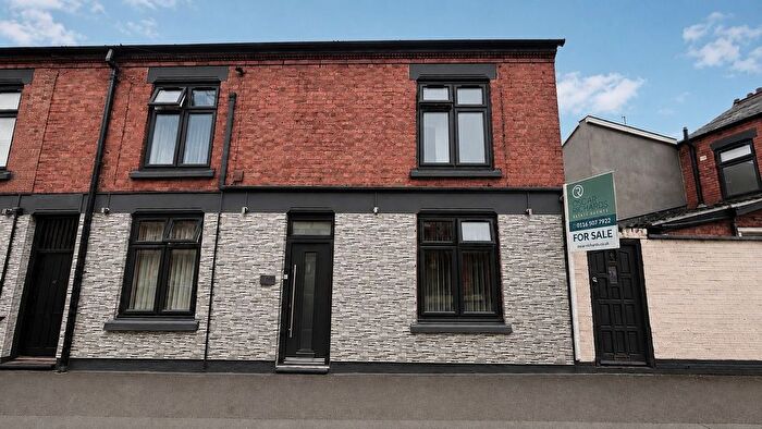 3 Bedroom Terraced House For Sale In Asfordby Street, Leicester, LE5