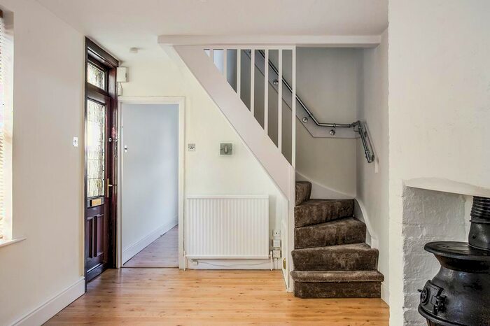 2 Bedroom Semi-Detached House To Rent In Cobham, KT11