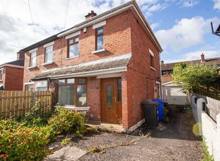 3 Bedroom Semi-Detached House For Sale In Andersonstown Park, Belfast, BT11