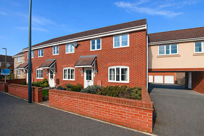 3 Bedroom End Of Terrace House For Sale In Dingley Lane, Yate, BS37