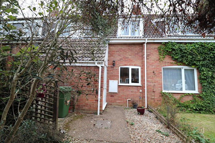 2 Bedroom Terraced House For Sale In Woodland Rise, Tasburgh, NR15