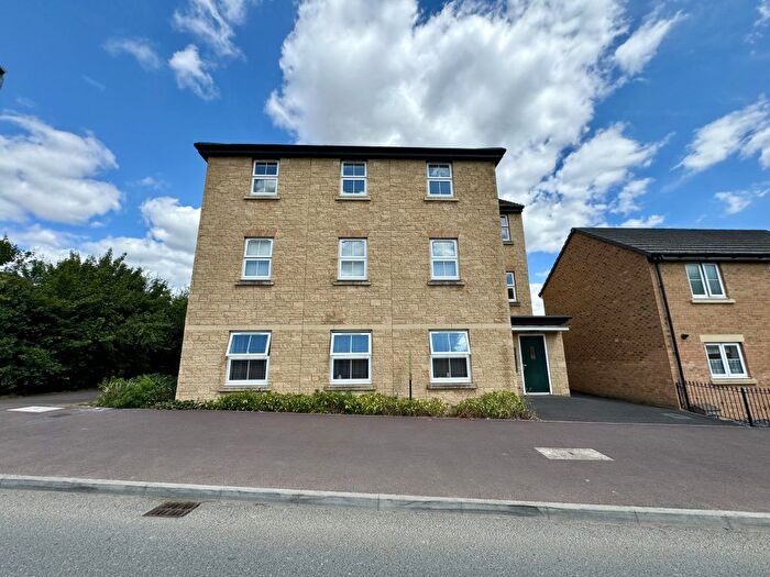 2 Bedroom Flat For Sale In Montacute Road, Yeovil, Somerset, BA22