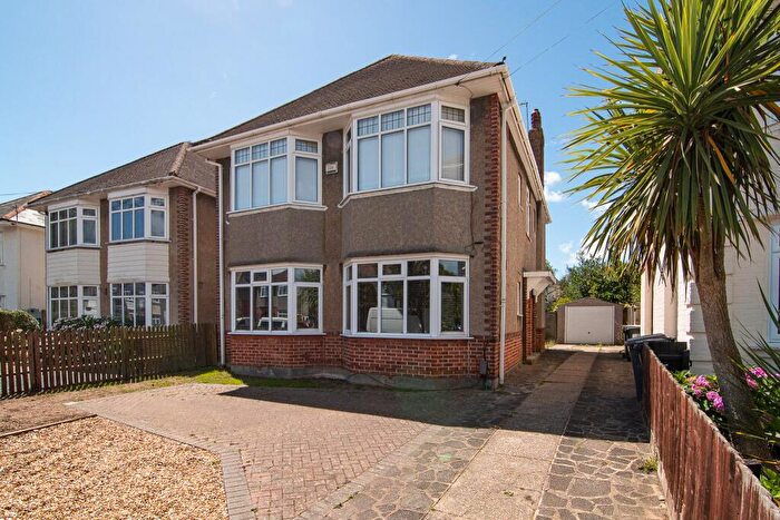 2 Bedroom Flat To Rent In Rushmere Road, Bournemouth, BH6