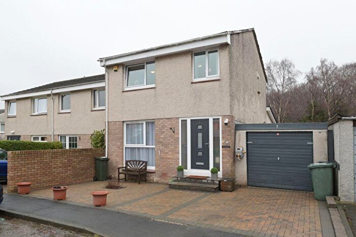 3 Bedroom End Of Terrace House For Sale In Buckstone Neuk, Edinburgh, EH10