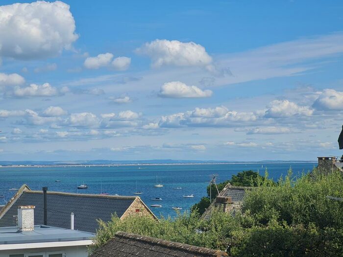 1 Bedroom Flat To Rent In Pier Road, Seaview, PO33