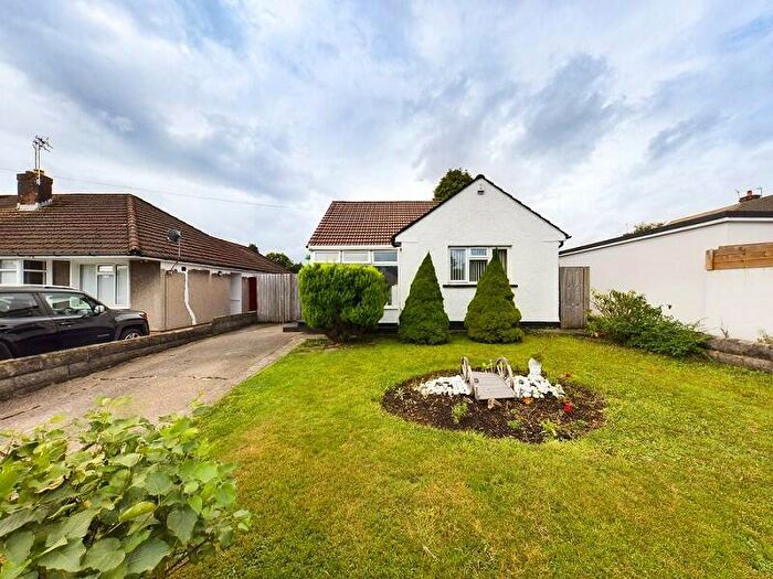 3 Bedroom Detached Bungalow To Rent In Heol Derlwyn, Rhiwbina, Cardiff., CF14