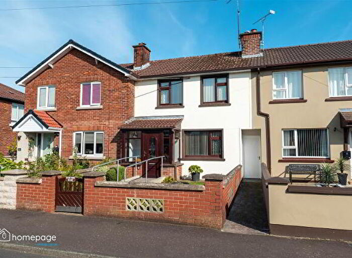 3 Bedroom Mid Terraced House For Sale In Rossdowney Drive, Derry / Londonderry, BT47