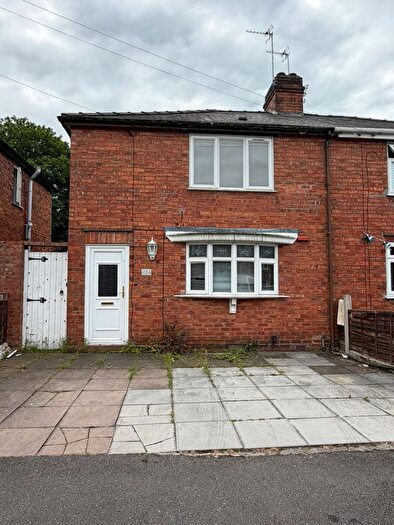 3 Bedroom Semi Detached House For Sale In Peach Avenue, Darlaston, WS10