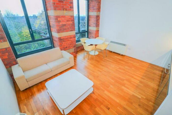 Studio To Rent In Velvet Mill, Lister Mills, BD9