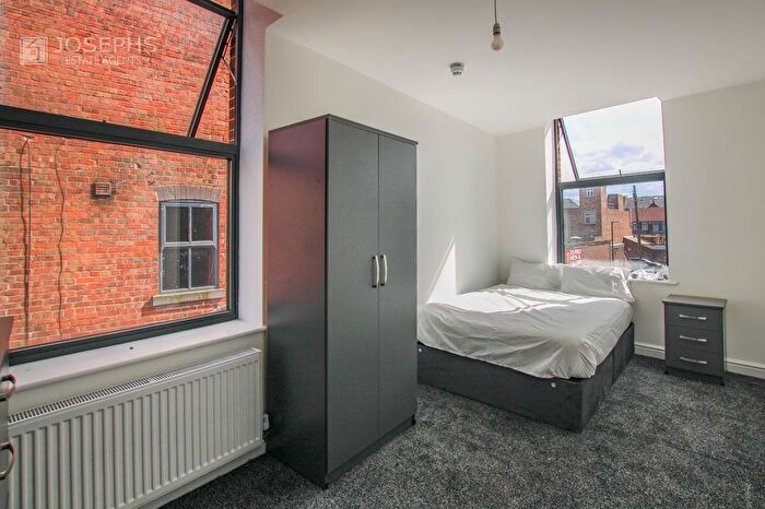 1 Bedroom Flat To Rent In Market Street, Leigh, WN7