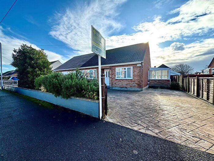 2 Bedroom Semi Detached Bungalow For Sale In St. Pauls Road, Burnham-On-Sea, TA8