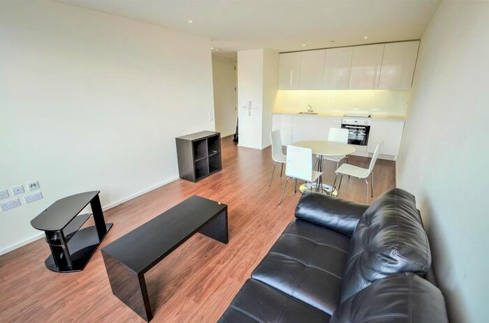 1 Bedroom Flat To Rent In Canal Street, Nottingham, NG1