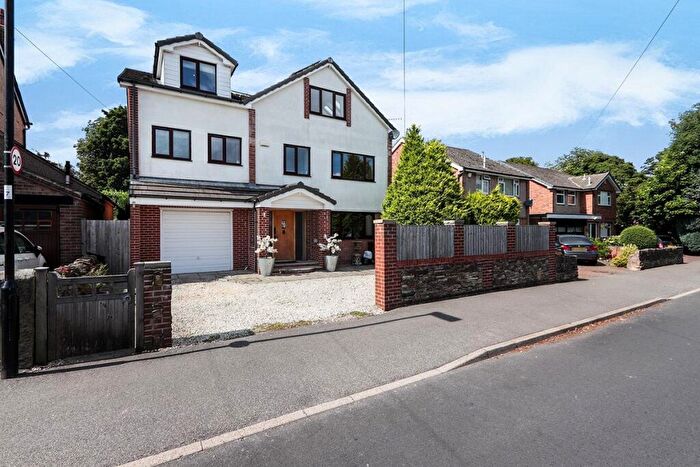 7 Bedroom Detached House To Rent In Hoober Avenue, Sheffield, S11