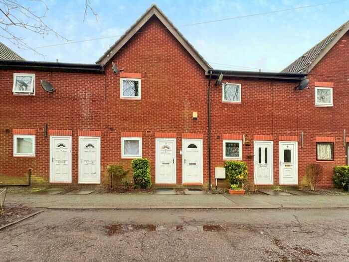 1 Bedroom Property To Rent In Park Mews, Park Drive, Manchester, Greater Manchester, M16