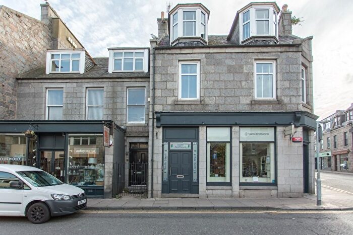 5 Bedroom Flat To Rent In Rose Street, City Centre, Aberdeen, AB10