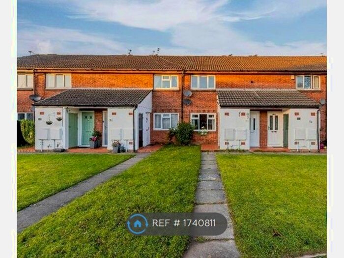 1 Bedroom Maisonette To Rent In Ringmore Road, Bramhall, Stockport, SK7