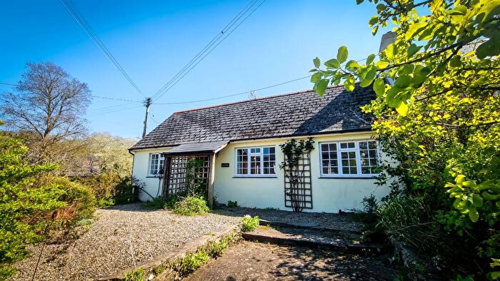 5 Bedroom Cottage To Rent In Moylegrove, Cardigan, SA43