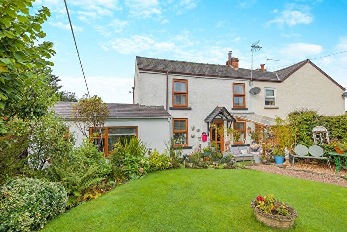 2 Bedroom Semi-Detached House For Sale In Hastings Road, Cinderford, GL14
