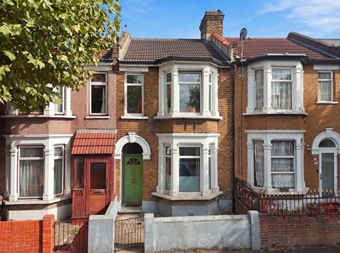 3 Bedroom Terraced House For Sale In Church Road, Leyton, E10